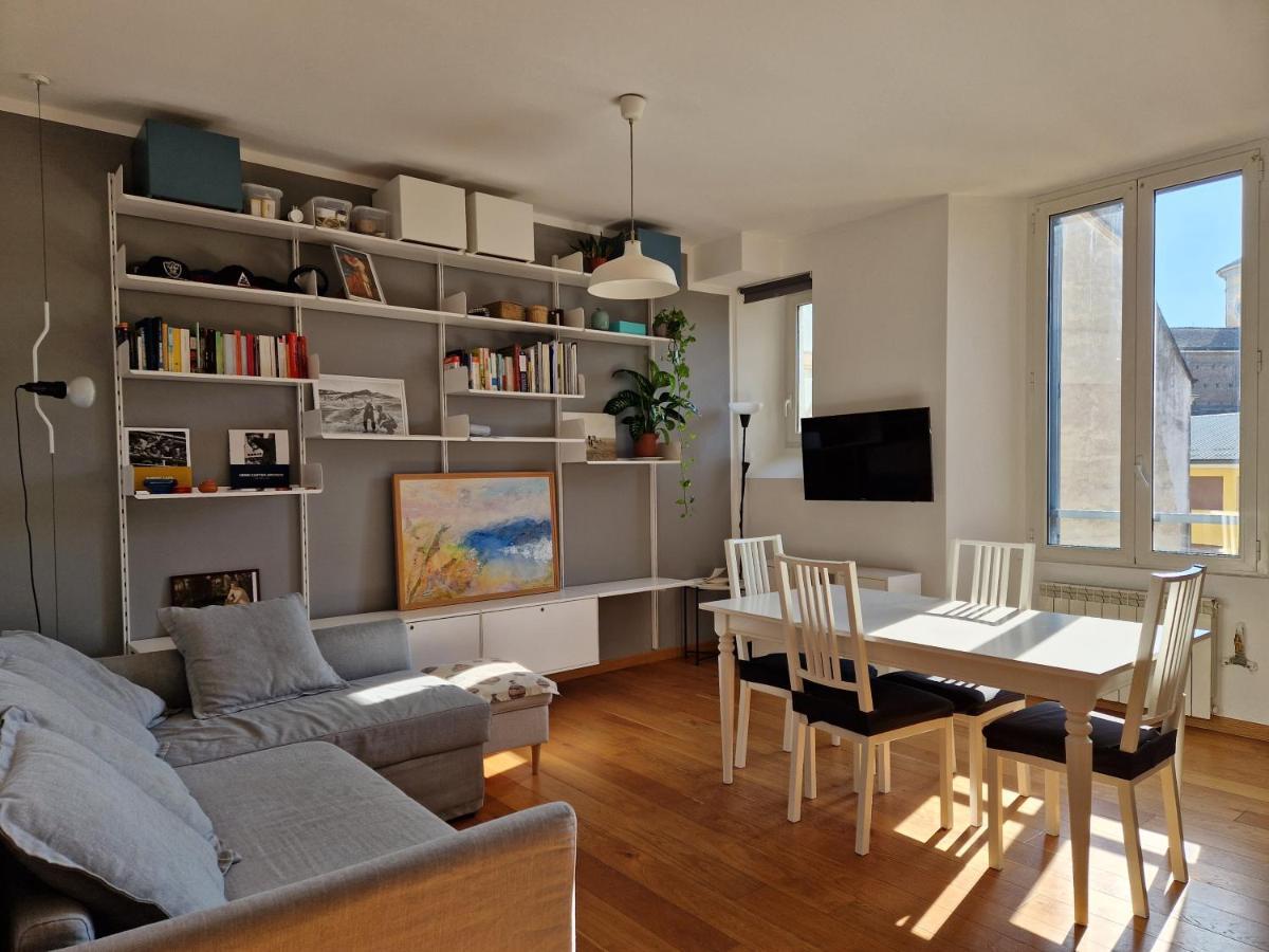 Modern Bright And Appartamento